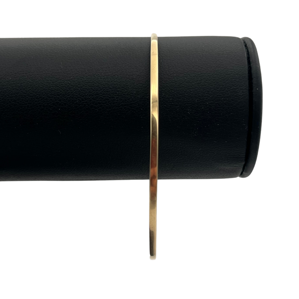 Vintage 14k yellow gold 2mm bangle high polish 2/2- Daisy exclusive jewellers