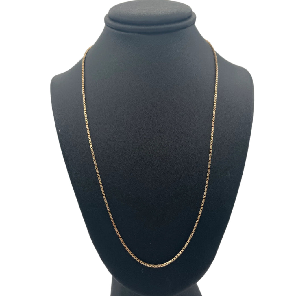 Vintage BIRKS 14K yellow gold box link style chain, attaches with spring ring clasp.