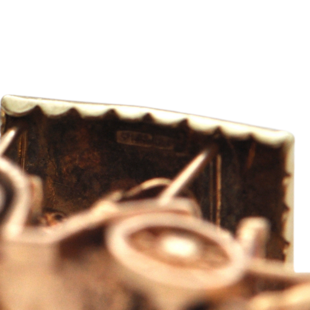 Vintage 14K Two-Toned English Horse Drawn Carriage Charm + Montreal Estate Jewelers